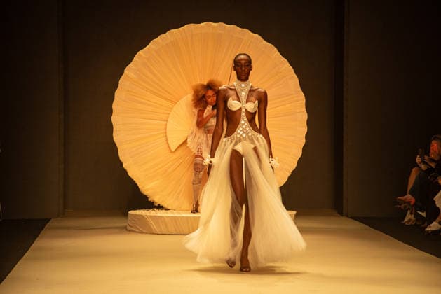 RIO DE JANEIRO, RJ - 17.04.2026: RIO FASHION WEEK 2026 - HELO ROCHA& 39;s fashion show during Rio Fashion Week, which returns to the marvelous city this Friday, April 17, 2026, at Pier Maua, in Rio de Janeiro, RJ. x2927552x  CristianexMota