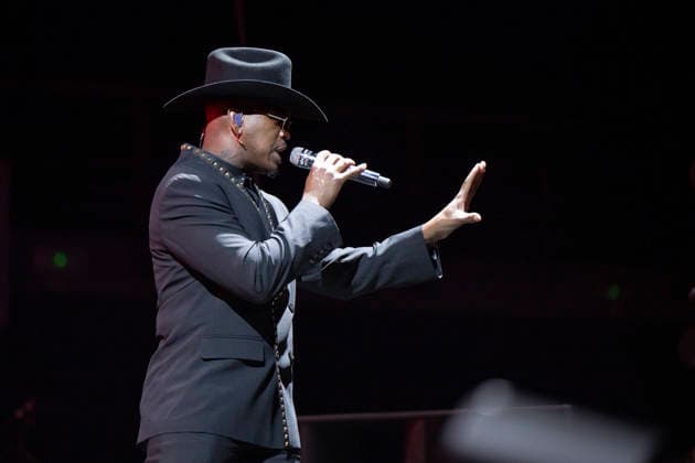 Ne-Yo Performs in Madrid, Spain - 17 Apr 2026 Singer Shaffer Chimere Smith, better known as Ne-Yo, performs live during a concert at the Movistar Arena in Madrid. Madrid Spain Copyright: xAtilanoxGarciax xSOPAxImagesx photos13597