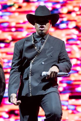 Ne-Yo Performs in Madrid, Spain - 17 Apr 2026 Singer Shaffer Chimere Smith, better known as Ne-Yo, performs live during a concert at the Movistar Arena in Madrid. Madrid Spain Copyright: xAtilanoxGarciax xSOPAxImagesx photos13610