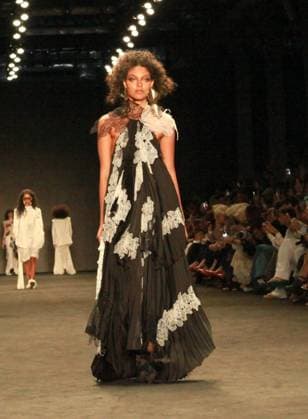 RECORD DATE NOT STATED Karoline Vitto fashion show at Rio Fashion Week 2026. Rio de Janeiro (RJ), 04 17 2026 - Fashion Show Brand Karoline Vitto RJ - Fashion show of the Karoline Vitto brand during Rio de Janeiro Fashion Week (RIOFW), the event takes place at Pier Maua in the city of Rio de Janeiro, this Friday, April 17, 2026.(Foto: Onofre Veras Thenews2 imago images) Karoline Vitto fashion show at Rio Fashion Week 2026.  Copyright: xonofrexverasx