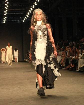 RECORD DATE NOT STATED Karoline Vitto fashion show at Rio Fashion Week 2026. Rio de Janeiro (RJ), 04 17 2026 - Fashion Show Brand Karoline Vitto RJ - Fashion show of the Karoline Vitto brand during Rio de Janeiro Fashion Week (RIOFW), the event takes place at Pier Maua in the city of Rio de Janeiro, this Friday, April 17, 2026.(Foto: Onofre Veras Thenews2 imago images) Karoline Vitto fashion show at Rio Fashion Week 2026.  Copyright: xonofrexverasx