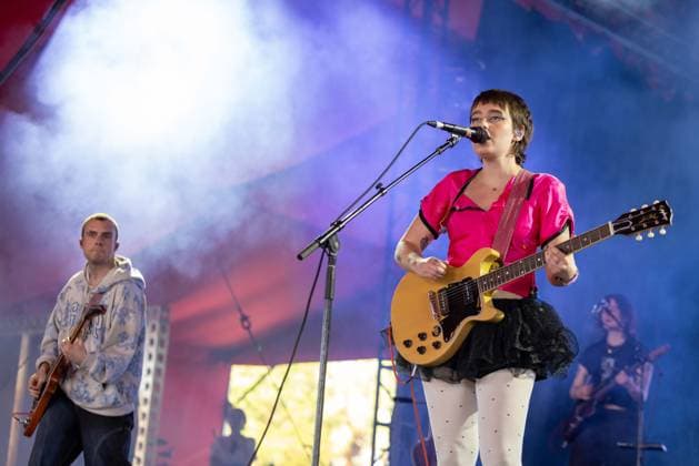 April 17, 2026, Indio, California, U.S: SEAN OÃ¢â‚¬â ¢DOWD and JULIE DAWSON of NewDad during Coachella Valley Music and Arts Festival at Empire Polo Club in Indio, California Indio U.S  - ZUMAs135 20260417_zap_s135_064 Copyright: xDanielxDeSloverx