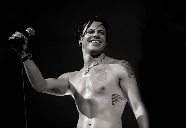 Yungblud live at First Direct Bank Arena, Leeds, UK, 17 April 2026. Yungblud performing live at First Direct Bank Arena, Leeds, UK, 17 April 2026., Credit:Hels MIllington Avalon  Copyright: xHelsxMIllingtonx xAvalonx 1092428795