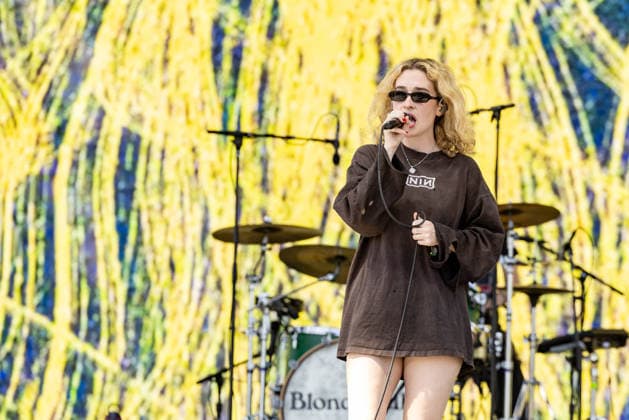 April 18, 2026, Indio, California, U.S: Musician BLONDSHELL (SABRINA MAE TEITELBAUM) during Coachella Valley Music and Arts Festival at Empire Polo Club in Indio, California Indio U.S  - ZUMAs135 20260418_zap_s135_070 Copyright: xDanielxDeSloverx