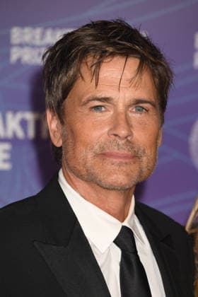 SANTA MONICA, CA - APRIL 18: Rob Lowe at the 2026 Breakthrough Prize on April 18, 2026 at Barker Hangar in Santa Monica, California. Copyright: xJeffreyxMayer MediaPunchx