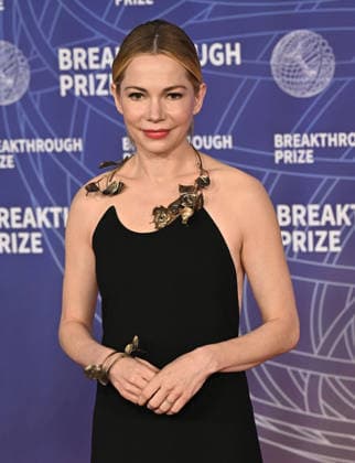 2026 Breakthrough Prize Ceremony Michelle Williams arriving to the 12th Breakthrough Prize Ceremony held at Barker Hangar on April 18, 2026 in Santa Monica, CA. Santa Monica Barker Hangar California USA Copyright: xStarbuck xAFF-USA.COMx