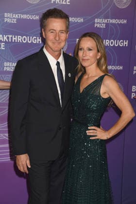 SANTA MONICA, CA - APRIL 18: Edward Norton and Shauna Robertson at the 2026 Breakthrough Prize on April 18, 2026 at Barker Hangar in Santa Monica, California. Copyright: xJeffreyxMayer MediaPunchx