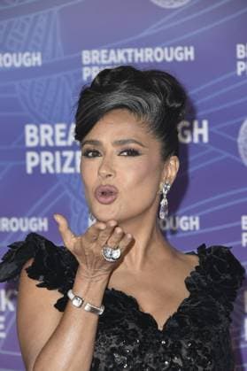Salma Hayek at arrivals for 12th Breakthrough Prize Ceremony, Barker Hangar, Santa Monica, CA, April 18, 2026. Photo By: Elizabeth Goodenough Everett Collection 12th Breakthrough Prize Ceremony PUBLICATIONXNOTxINxCANxCHNxFRAxITAxJPNxNORxPOLxRUSxESPxUKxUSA