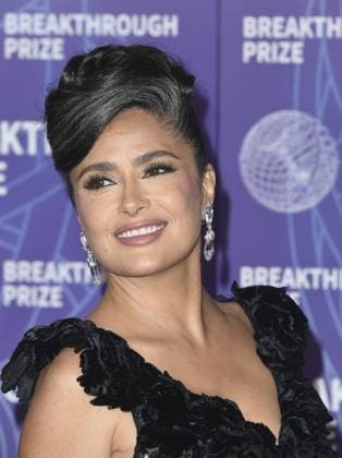 Salma Hayek at arrivals for 12th Breakthrough Prize Ceremony, Barker Hangar, Santa Monica, CA, April 18, 2026. Photo By: Elizabeth Goodenough Everett Collection 12th Breakthrough Prize Ceremony PUBLICATIONXNOTxINxCANxCHNxFRAxITAxJPNxNORxPOLxRUSxESPxUKxUSA