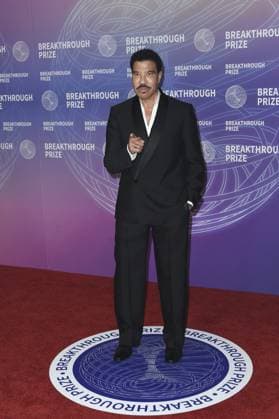 Lionel Richie at arrivals for 12th Breakthrough Prize Ceremony, Barker Hangar, Santa Monica, CA, April 18, 2026. Photo By: Elizabeth Goodenough Everett Collection 12th Breakthrough Prize Ceremony PUBLICATIONXNOTxINxCANxCHNxFRAxITAxJPNxNORxPOLxRUSxESPxUKxUSA