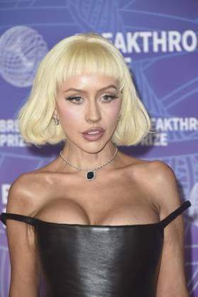 Christina Aguilera at arrivals for 12th Breakthrough Prize Ceremony, Barker Hangar, Santa Monica, CA, April 18, 2026. Photo By: Elizabeth Goodenough Everett Collection 12th Breakthrough Prize Ceremony PUBLICATIONXNOTxINxCANxCHNxFRAxITAxJPNxNORxPOLxRUSxESPxUKxUSA