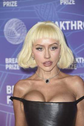 Christina Aguilera at arrivals for 12th Breakthrough Prize Ceremony, Barker Hangar, Santa Monica, CA, April 18, 2026. Photo By: Elizabeth Goodenough Everett Collection 12th Breakthrough Prize Ceremony PUBLICATIONXNOTxINxCANxCHNxFRAxITAxJPNxNORxPOLxRUSxESPxUKxUSA