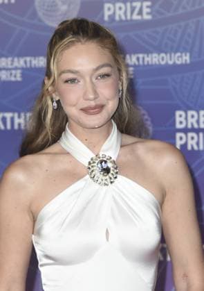 Gigi Hadid at arrivals for 12th Breakthrough Prize Ceremony, Barker Hangar, Santa Monica, CA, April 18, 2026. Photo By: Elizabeth Goodenough Everett Collection 12th Breakthrough Prize Ceremony PUBLICATIONXNOTxINxCANxCHNxFRAxITAxJPNxNORxPOLxRUSxESPxUKxUSA