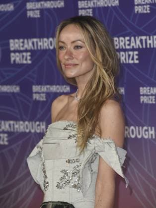 RECORD DATE NOT STATED at arrivals for 12th Breakthrough Prize Ceremony, Barker Hangar, Santa Monica, CA, April 18, 2026. Photo By: Elizabeth Goodenough Everett Collection 12th Breakthrough Prize Ceremony PUBLICATIONXNOTxINxCANxCHNxFRAxITAxJPNxNORxPOLxRUSxESPxUKxUSA