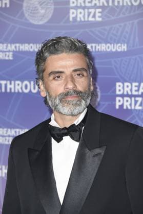 Oscar Isaac at arrivals for 12th Breakthrough Prize Ceremony, Barker Hangar, Santa Monica, CA, April 18, 2026. Photo By: Elizabeth Goodenough Everett Collection 12th Breakthrough Prize Ceremony PUBLICATIONXNOTxINxCANxCHNxFRAxITAxJPNxNORxPOLxRUSxESPxUKxUSA
