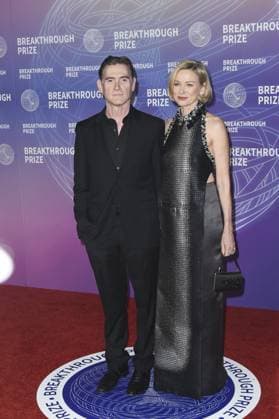 Billy Crudup, Naomi Watts at arrivals for 12th Breakthrough Prize Ceremony - Part 2, Barker Hangar, Santa Monica, CA, April 18, 2026. Photo By: Elizabeth Goodenough Everett Collection 12th Breakthrough Prize Ceremony - Part 2 PUBLICATIONXNOTxINxCANxCHNxFRAxITAxJPNxNORxPOLxRUSxESPxUKxUSA