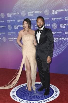 Chrissy Teigen, John Legend at arrivals for 12th Breakthrough Prize Ceremony - Part 2, Barker Hangar, Santa Monica, CA, April 18, 2026. Photo By: Elizabeth Goodenough Everett Collection 12th Breakthrough Prize Ceremony - Part 2 PUBLICATIONXNOTxINxCANxCHNxFRAxITAxJPNxNORxPOLxRUSxESPxUKxUSA