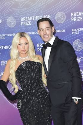 Paris Hilton, Carter Reum at arrivals for 12th Breakthrough Prize Ceremony - Part 2, Barker Hangar, Santa Monica, CA, April 18, 2026. Photo By: Elizabeth Goodenough Everett Collection 12th Breakthrough Prize Ceremony - Part 2 PUBLICATIONXNOTxINxCANxCHNxFRAxITAxJPNxNORxPOLxRUSxESPxUKxUSA
