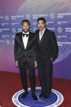 John Legend, Lionel Richie at arrivals for 12th Breakthrough Prize Ceremony - Part 2, Barker Hangar, Santa Monica, CA, April 18, 2026. Photo By: Elizabeth Goodenough Everett Collection 12th Breakthrough Prize Ceremony - Part 2 PUBLICATIONXNOTxINxCANxCHNxFRAxITAxJPNxNORxPOLxRUSxESPxUKxUSA