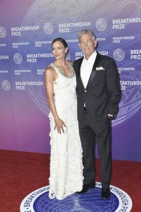 Katharine McPhee Foster, David Foster at arrivals for 12th Breakthrough Prize Ceremony - Part 2, Barker Hangar, Santa Monica, CA, April 18, 2026. Photo By: Elizabeth Goodenough Everett Collection 12th Breakthrough Prize Ceremony - Part 2 PUBLICATIONXNOTxINxCANxCHNxFRAxITAxJPNxNORxPOLxRUSxESPxUKxUSA