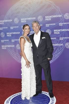 Katharine McPhee Foster, David Foster at arrivals for 12th Breakthrough Prize Ceremony - Part 2, Barker Hangar, Santa Monica, CA, April 18, 2026. Photo By: Elizabeth Goodenough Everett Collection 12th Breakthrough Prize Ceremony - Part 2 PUBLICATIONXNOTxINxCANxCHNxFRAxITAxJPNxNORxPOLxRUSxESPxUKxUSA