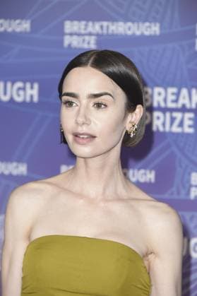 Lily Collins at arrivals for 12th Breakthrough Prize Ceremony - Part 2, Barker Hangar, Santa Monica, CA, April 18, 2026. Photo By: Elizabeth Goodenough Everett Collection 12th Breakthrough Prize Ceremony - Part 2 PUBLICATIONXNOTxINxCANxCHNxFRAxITAxJPNxNORxPOLxRUSxESPxUKxUSA