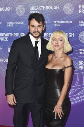 Matthew Rutler, Christina Aguilera at arrivals for 12th Breakthrough Prize Ceremony - Part 2, Barker Hangar, Santa Monica, CA, April 18, 2026. Photo By: Elizabeth Goodenough Everett Collection 12th Breakthrough Prize Ceremony - Part 2 PUBLICATIONXNOTxINxCANxCHNxFRAxITAxJPNxNORxPOLxRUSxESPxUKxUSA