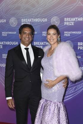 Omeed Malik, Caroline Malik at arrivals for 12th Breakthrough Prize Ceremony - Part 2, Barker Hangar, Santa Monica, CA, April 18, 2026. Photo By: Elizabeth Goodenough Everett Collection 12th Breakthrough Prize Ceremony - Part 2 PUBLICATIONXNOTxINxCANxCHNxFRAxITAxJPNxNORxPOLxRUSxESPxUKxUSA