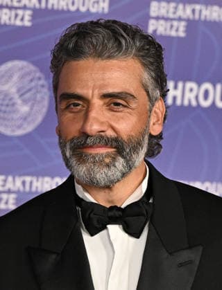 2026 Breakthrough Prize Ceremony Oscar Isaac arriving to the 12th Breakthrough Prize Ceremony held at Barker Hangar on April 18, 2026 in Santa Monica, CA. Santa Monica Barker Hangar California USA Copyright: xStarbuck xAFF-USA.COMx