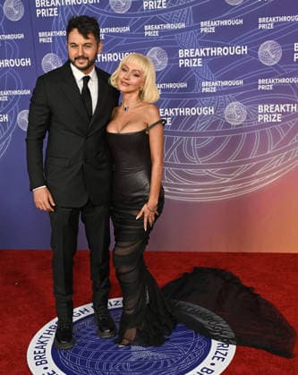 2026 Breakthrough Prize Ceremony Matthew Rutler and Christina Aguilera arriving to the 12th Breakthrough Prize Ceremony held at Barker Hangar on April 18, 2026 in Santa Monica, CA. Santa Monica Barker Hangar California USA Copyright: xStarbuck xAFF-USA.COMx