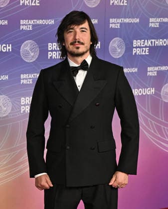 2026 Breakthrough Prize Ceremony Vlad Tenev arriving to the 12th Breakthrough Prize Ceremony held at Barker Hangar on April 18, 2026 in Santa Monica, CA. Santa Monica Barker Hangar California USA Copyright: xStarbuck xAFF-USA.COMx