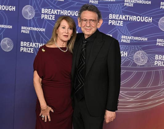2026 Breakthrough Prize Ceremony Caroline Grainge and Lucian Grainge arriving to the 12th Breakthrough Prize Ceremony held at Barker Hangar on April 18, 2026 in Santa Monica, CA. Santa Monica Barker Hangar California USA Copyright: xStarbuck xAFF-USA.COMx