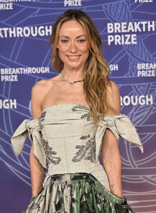 2026 Breakthrough Prize Ceremony Olivia Wilde arriving to the 12th Breakthrough Prize Ceremony held at Barker Hangar on April 18, 2026 in Santa Monica, CA. Santa Monica Barker Hangar California USA Copyright: xStarbuck xAFF-USA.COMx