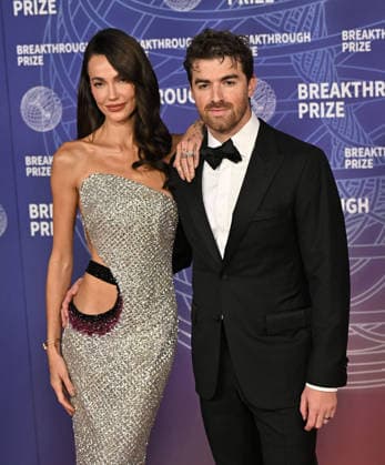 2026 Breakthrough Prize Ceremony Marianne Fonseca and Andrew Taggart arriving to the 12th Breakthrough Prize Ceremony held at Barker Hangar on April 18, 2026 in Santa Monica, CA. Santa Monica Barker Hangar California USA Copyright: xStarbuck xAFF-USA.COMx