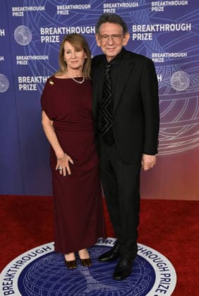2026 Breakthrough Prize Ceremony Caroline Grainge and Lucian Grainge arriving to the 12th Breakthrough Prize Ceremony held at Barker Hangar on April 18, 2026 in Santa Monica, CA. Santa Monica Barker Hangar California USA Copyright: xStarbuck xAFF-USA.COMx