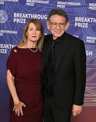 2026 Breakthrough Prize Ceremony Caroline Grainge and Lucian Grainge arriving to the 12th Breakthrough Prize Ceremony held at Barker Hangar on April 18, 2026 in Santa Monica, CA. Santa Monica Barker Hangar California USA Copyright: xStarbuck xAFF-USA.COMx