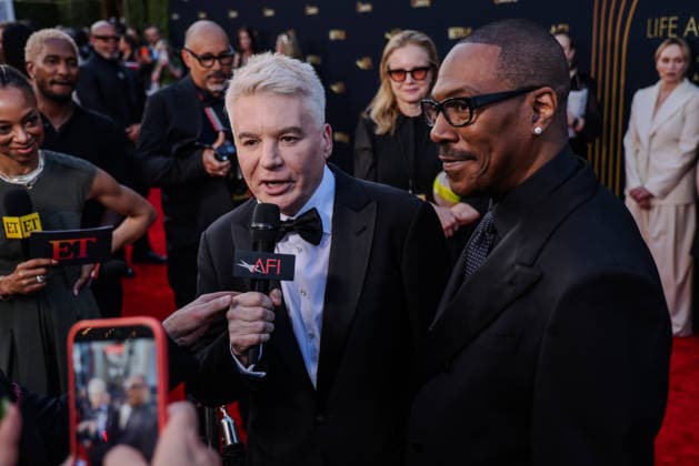 April 18, 2026, Hollywood, California, USA: American and Canadian Born Comic Actor MIKE MYERS (62), of Austin Powers fame, and friend EDDIE MURPHY (65) are on the Red Carpet together before Murphy receives the American Film InstituteÃ¢â‚¬â ¢s (AFI) Life Time Achievement Award on April 18, 2026 in Hollywood, California at the Dolby Theater, Los Angeles. Hollywood USA - ZUMAk144 20260418_znp_k144_047 Copyright: xAmyxKatzx