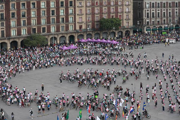 Thousands of cyclists celebrate new bike lane infrastructure in Mexico City MEXICO CITY, MEXICO - APRIL 19: Cyclists position themselves to form a large-scale bicycle shape during the inauguration of the Gran Tenochtitlan bike lane, at Zocalo square, in Mexico City, Mexico on April 19, 2026. The Mexico City government called on thousands of cyclists to form a large-scale bicycle shape to mark the inauguration of a bike lane of more than 30 km, which will connect the city center with southern Mexico City. Daniel Cardenas Anadolu Mexico City Mexico. Editorial use only. Please get in touch for any other usage.  Copyright: x2026xAnadoluxDanielxCardenasx