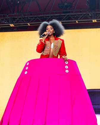 April 19, 2026, Indio, California, U.S: Singer FLOWEROVLOVE (JOYCE CISSE) during Coachella Valley Music and Arts Festival at Empire Polo Club in Indio, California Indio U.S  - ZUMAs135 20260419_zap_s135_007 Copyright: xDanielxDeSloverx