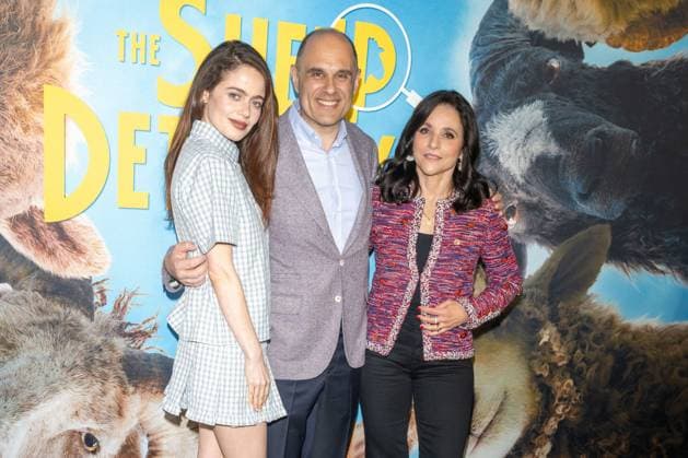 RECORD DATE NOT STATED Amazon MGM Studios "The Sheep Detectives" Premiere (NEW) Amazon MGM Studios The Sheep Detectives Premiere. April 19, 2026, New York, New York, USA: (L-R) Molly Gordon, Craig Mazin and Julia Louis-Dreyfus attend The Sheep Detectives New York Premiere at Jazz at Lincoln Center on April 19, 2026 in New York City. (Credit: M10s TheNews2)(Foto: M10S Thenews2 imago images) Amazon MGM Studios "The Sheep Detectives" Premiere  Copyright: xM10sx