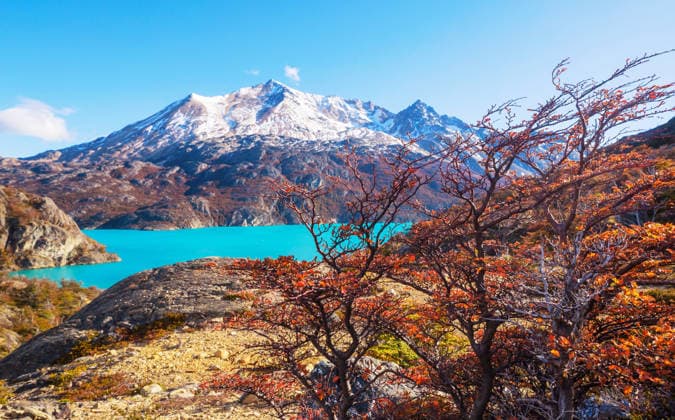 Creative Highlights World Herbstsaison in Patagonien, Südamerika, Argentinien Autumn season in Patagonia mountains, South America, Argentina (License=RF) Copyright: xZoonar.com GalynaxAndrushkox 24870392
