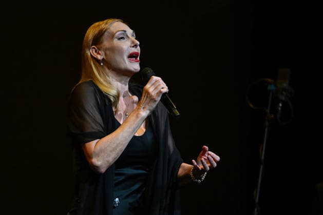 Music Concert - Ute Lemper - Paris Paris Ute Lemper during the Paris-Paris Tout, at the Auditorium Parco della Musica, on April 20, 2026 in Rome, Italy. Rome Auditorium Parco della Musica Italy Copyright: xDomenicoxCippitellix xLiveMediax LPM_2406824