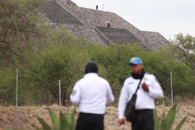 Shooting at Teotihuacan archaeological site leaves at least one dead in Mexico TEOTIHUACAN, MEXICO - APRIL 20: A view of the Pyramid of the Moon following a shooting that left at least one person dead, at the Teotihuacan archaeological site, in Teotihuacan, Mexico on April 20, 2026. A Canadian tourist was killed and several people were injured during a shooting at the Teotihuacan archaeological site, authorities said. Daniel Cardenas Anadolu Teotihuacan Mexico. Editorial use only. Please get in touch for any other usage.  Copyright: x2026xAnadoluxDanielxCardenasx