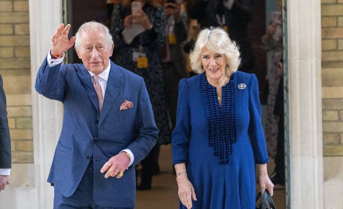 April 20, 2026, London, England, United Kingdom: King CHARLES III and Queen CAMILLA visit The KingÃ¢â‚¬â ¢s Gallery in London to see the Ã¢â‚¬oeQueen Elizabeth II: Her Life in StyleÃ¢â‚¬Â exhibition - the largest and most comprehensive presentation of The late QueenÃ¢â‚¬â ¢s fashion ever mounted. London United Kingdom - ZUMAs262 20260420_zip_s262_053 Copyright: xTayfunxSalcix