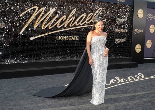 April 20, 2026, Hollywood, California, USA: American actress and producer NIA LONG, 55, attends Lionsgate s MICHAEL Los Angeles red carpet premiere. Hollywood USA  - ZUMAb173 20260420_aap_b173_008 Copyright: xBillyxBennightx