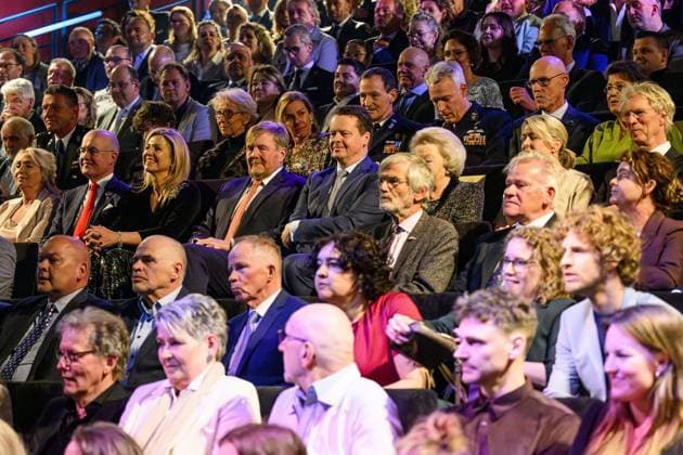 King s Day Concert at Theater Sense - Dokkum Theater Sense King Willem-Alexander and Queen Máxima, accompanied by Princess Beatrix, are present at Theater Sense in Dokkum for the annual King s Day concert. The concert is attended by an audience involved in the organization of the King s Day celebrations in Dokkum. Dokkum, Netherlands on April 20, 2026. Photo by Bruno Press ABACAPRESS.COM Dokkum Netherlands  Copyright: xBrunoxPress ABACAx
