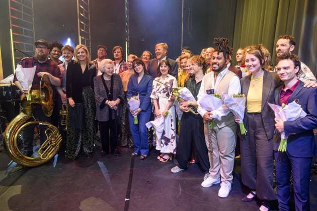 King s Day Concert at Theater Sense - Dokkum Theater Sense King Willem-Alexander and Queen Máxima, accompanied by Princess Beatrix, are present at Theater Sense in Dokkum for the annual King s Day concert. The concert is attended by an audience involved in the organization of the King s Day celebrations in Dokkum. Dokkum, Netherlands on April 20, 2026. Photo by Bruno Press ABACAPRESS.COM Dokkum Netherlands  Copyright: xBrunoxPress ABACAx