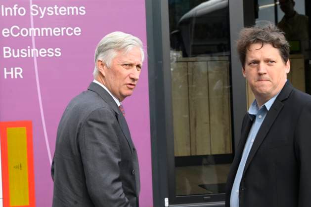 Interregional Royal Visit to WalloniaFlanders 2026 LOUVAIN - LA-NEUVE, BELGIUM - APRIL 21: King Philippe of Belgium pictured with Fabien Pinckaers (CEO Odoo) visiting Odoo during the first Interregional Royal Visit to WalloniaFlanders on April 21, 2026 in Louvain - La-Neuve, Belgium, 21 04 2026 Louvain - La-Neuve Belgium  Copyright: xPhilipxReynaersx