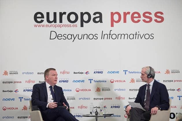 The European Commissioner for Democracy and Justice, Michael McGrath participates in a Europa Press breakfast briefing The European Commissioner for Democracy, Justice, Rule of Law and Consumer Protection, Michael McGrath, and the director of Europa Press, Javier García Vila during a breakfast briefing organized by Europa Press, 21 April 2026, in Madrid Spain 21 APRIL 2026 Jesús Hellí Espana  Copyright: xJesusxHellinx 7456417