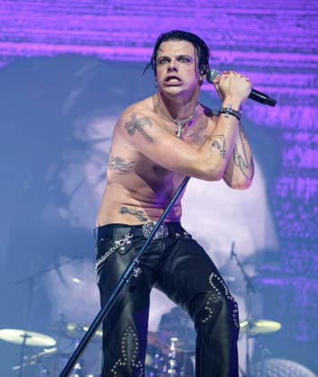Yungblud performing live as part of his Idols - The World Tour at the OVO Hydro, Glasgow, Scotland, UK, 20 April 2026. Yungblud performing live at the OVO Hydro, Glasgow, Scotland, UK, 20 April 2026, Credit:Duncan Bryceland Avalon UK, Scotland, Glasgow, OVO Hydro, Glasgow, Scotland, UK Copyright: xDuncanxBrycelandx xAvalonx 1093247648